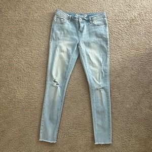7 for all mankind light wash cropped distressed jean